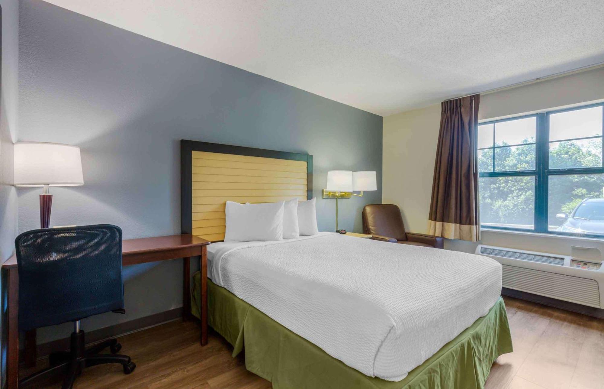 Extended Stay America Suites - Washington Dc Germantown Milestone Exteriör bild