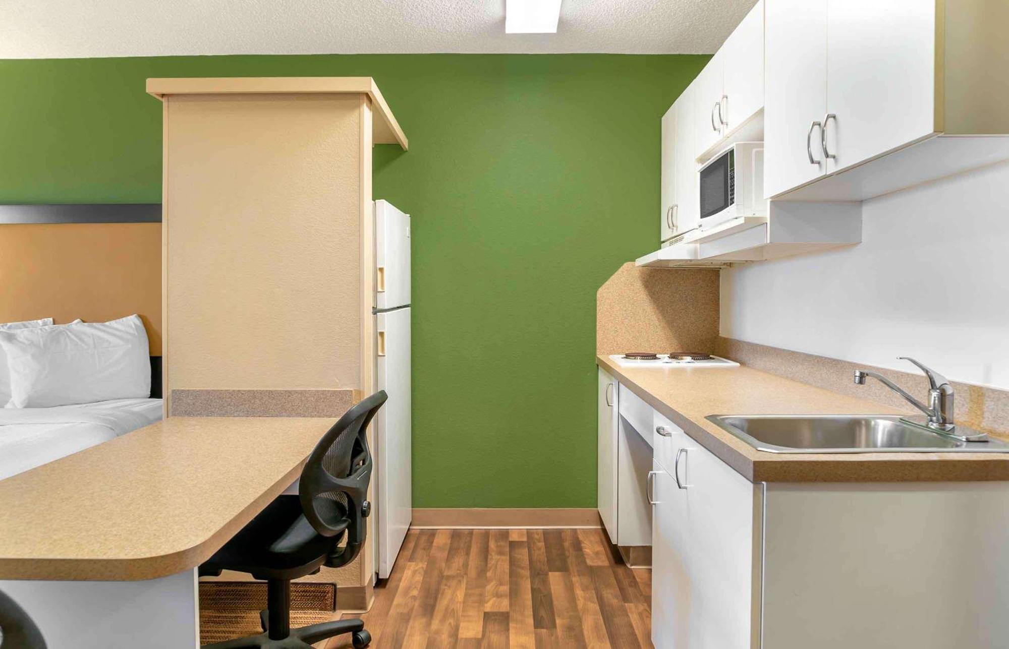 Extended Stay America Suites - Washington Dc Germantown Milestone Exteriör bild
