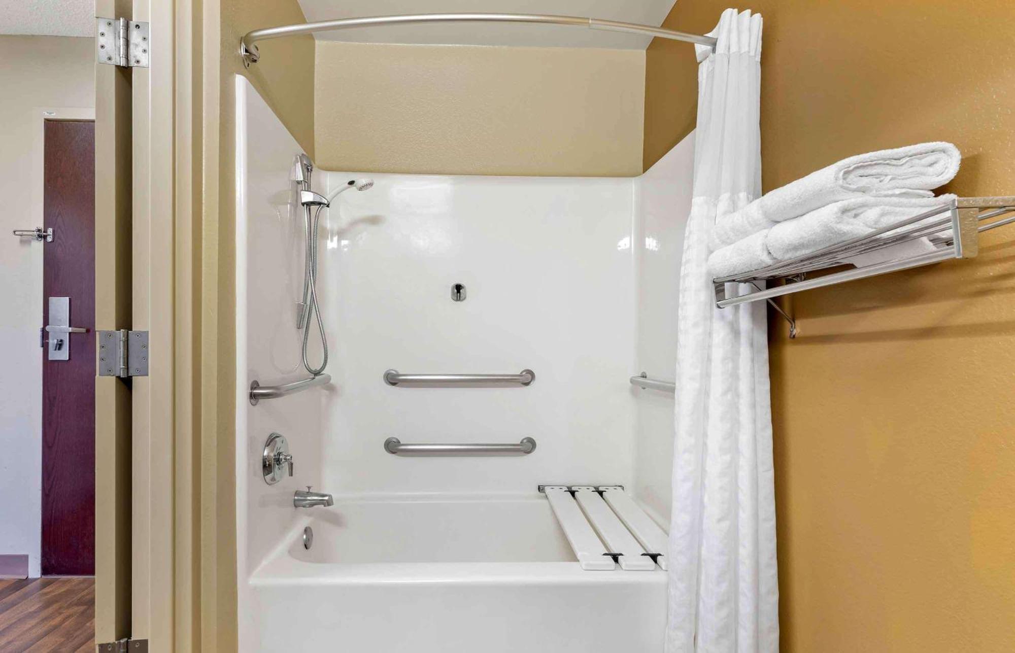 Extended Stay America Suites - Washington Dc Germantown Milestone Exteriör bild