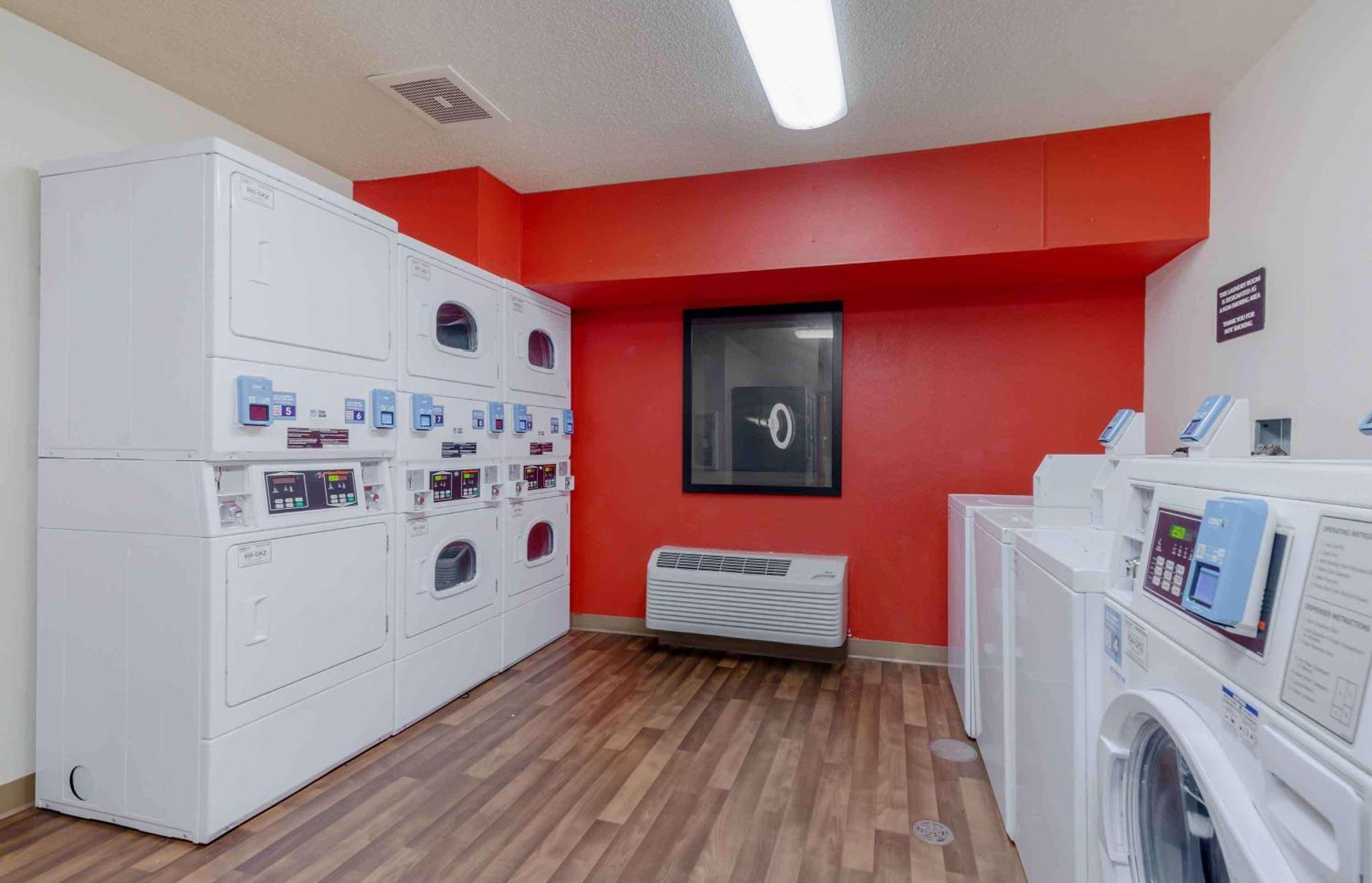 Extended Stay America Suites - Washington Dc Germantown Milestone Exteriör bild