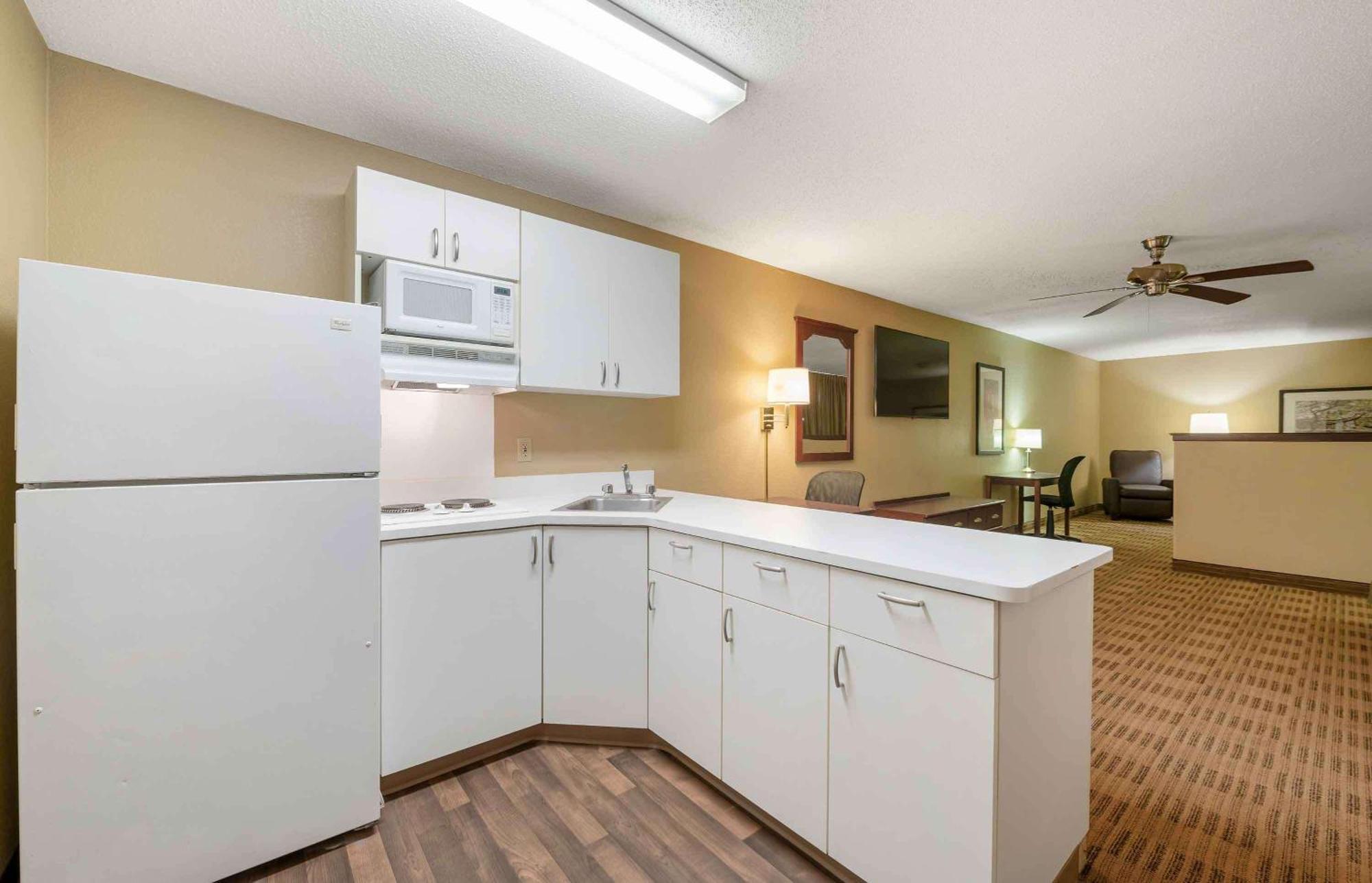 Extended Stay America Suites - Washington Dc Germantown Milestone Exteriör bild