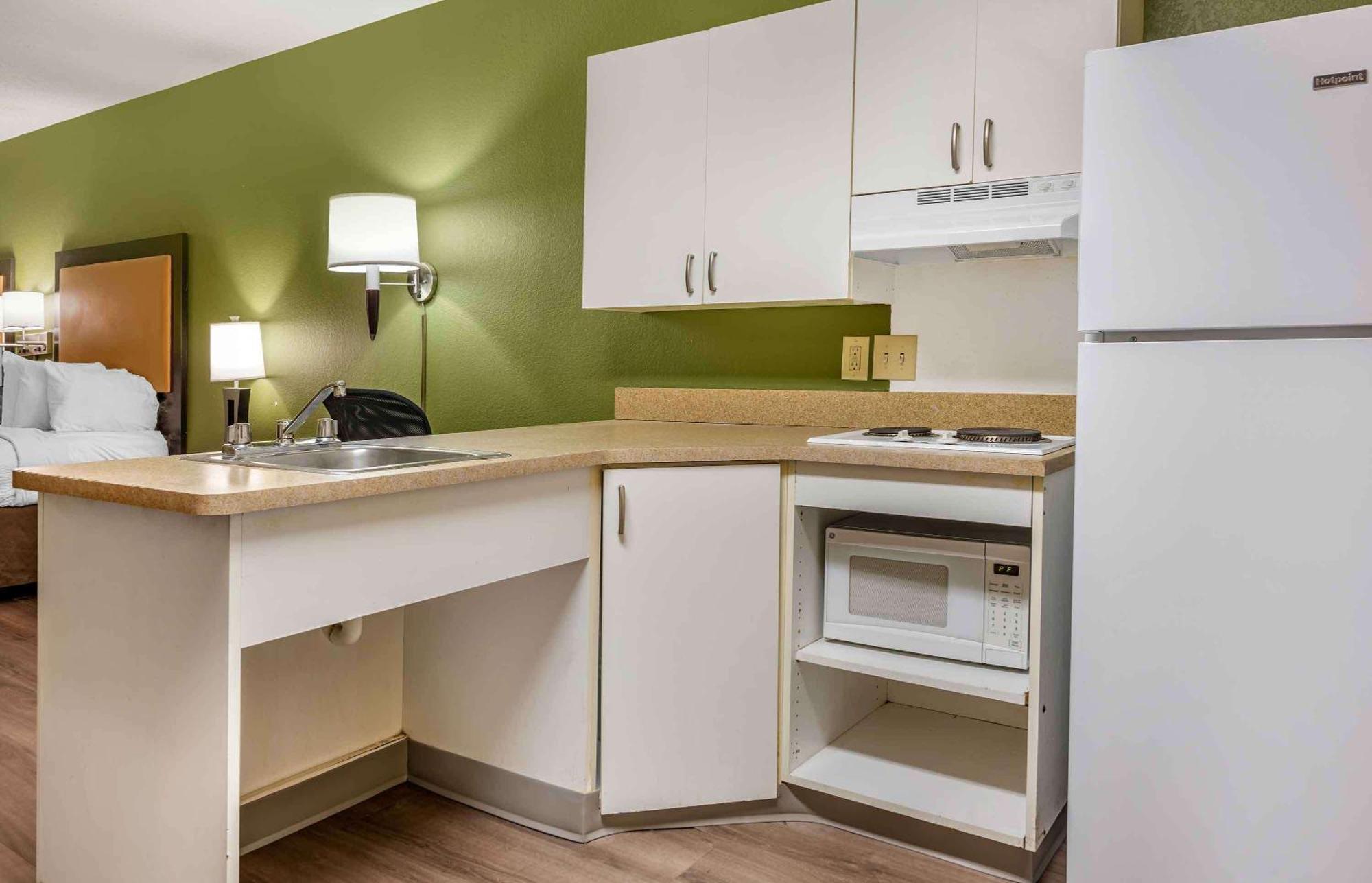 Extended Stay America Suites - Washington Dc Germantown Milestone Exteriör bild