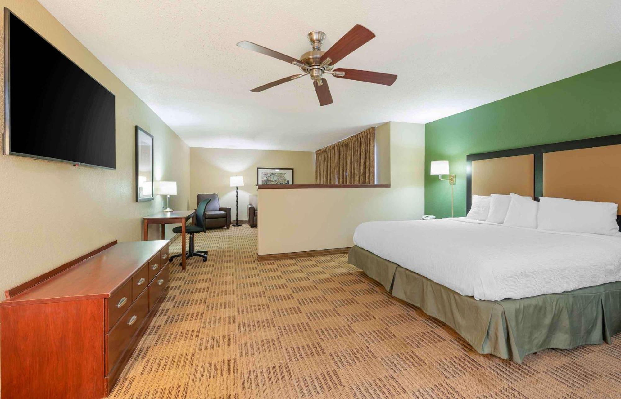 Extended Stay America Suites - Washington Dc Germantown Milestone Exteriör bild