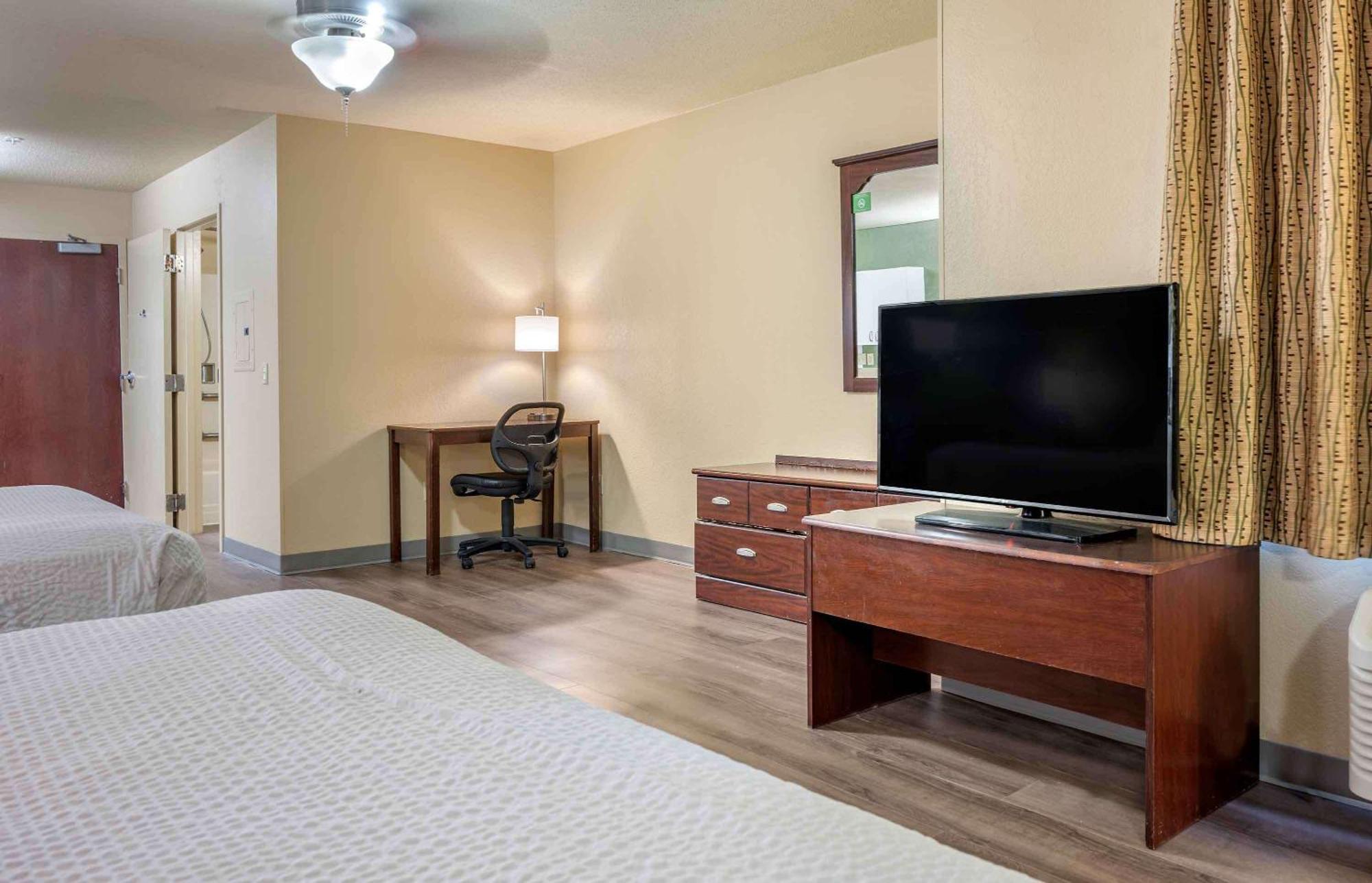 Extended Stay America Suites - Washington Dc Germantown Milestone Exteriör bild