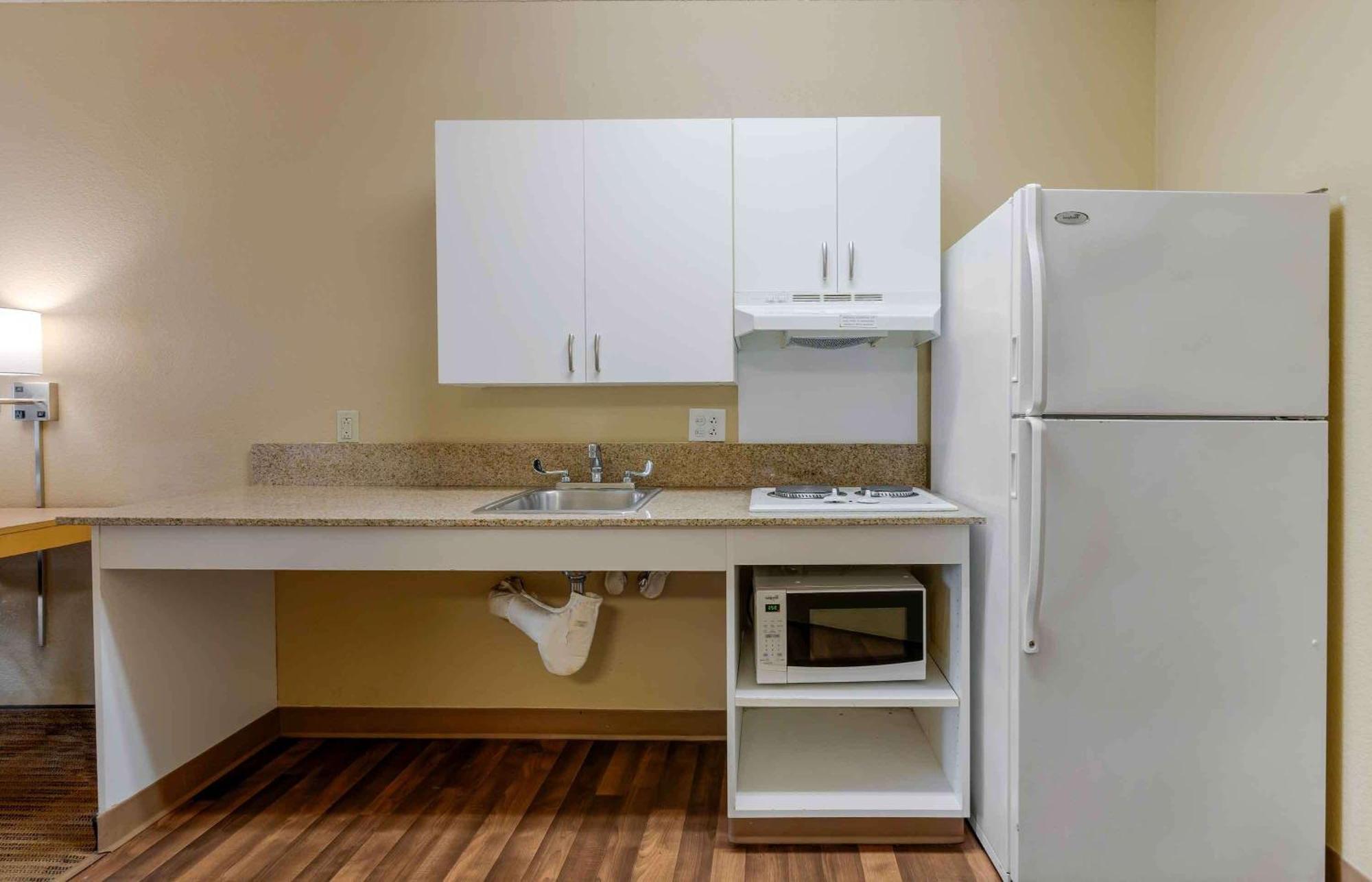 Extended Stay America Suites - Washington Dc Germantown Milestone Exteriör bild