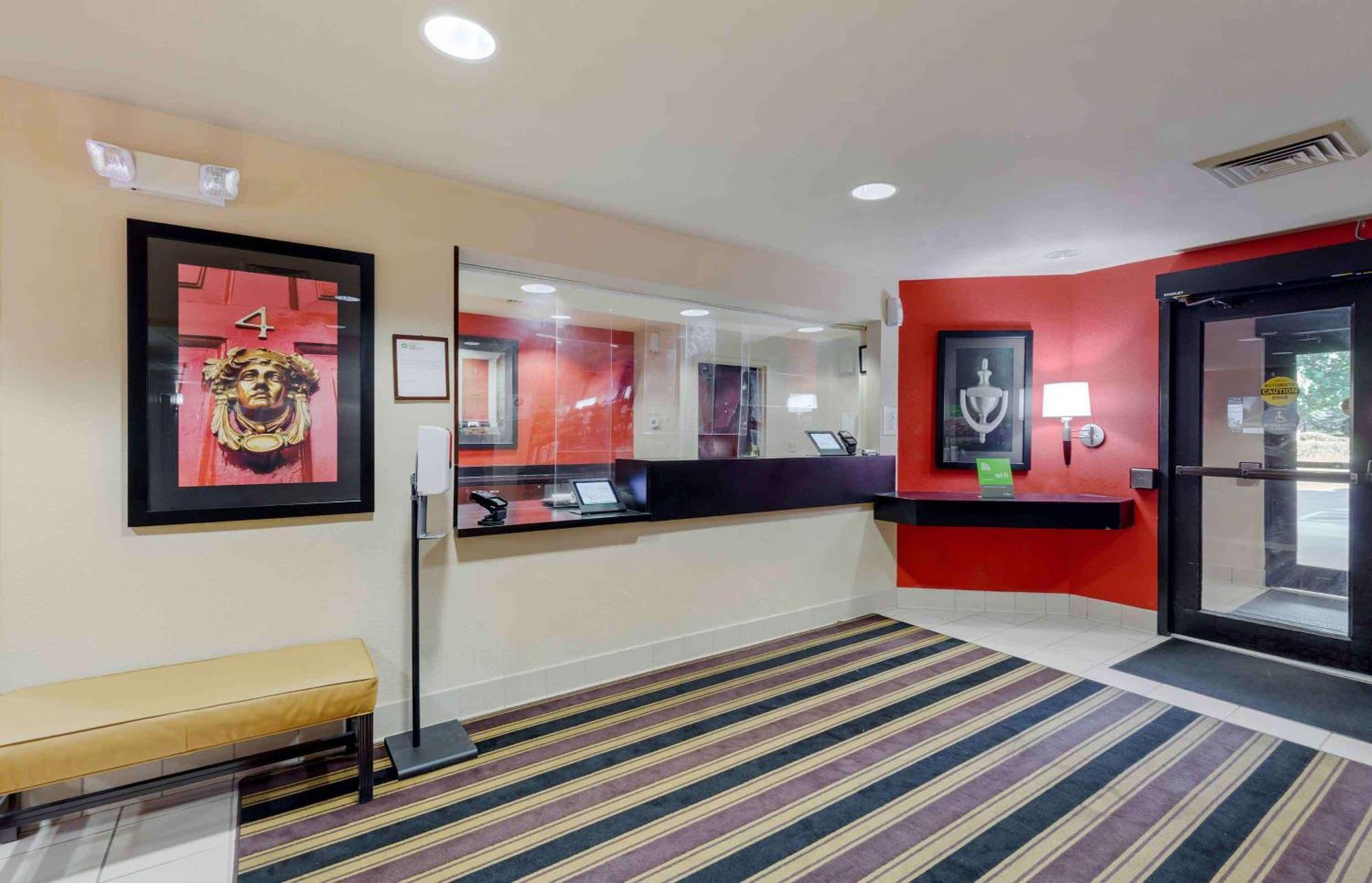 Extended Stay America Suites - Washington Dc Germantown Milestone Exteriör bild