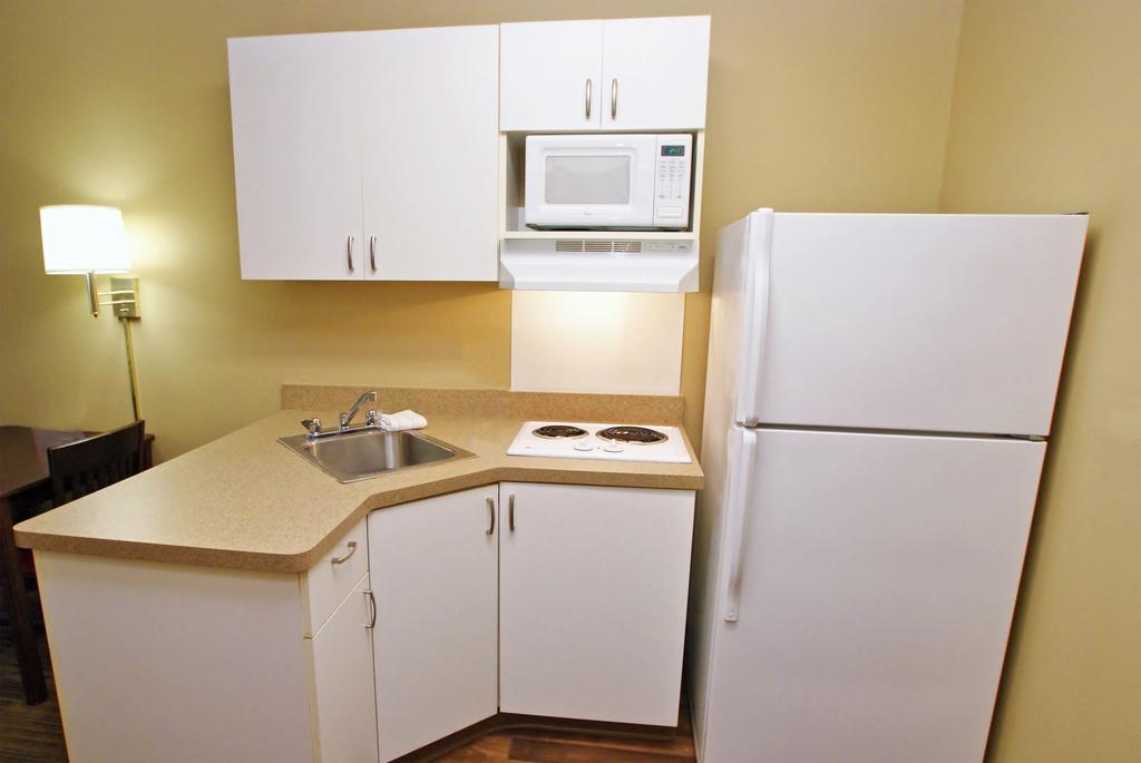 Extended Stay America Suites - Washington Dc Germantown Milestone Exteriör bild