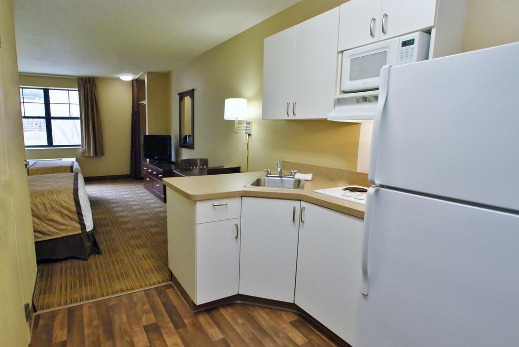 Extended Stay America Suites - Washington Dc Germantown Milestone Exteriör bild