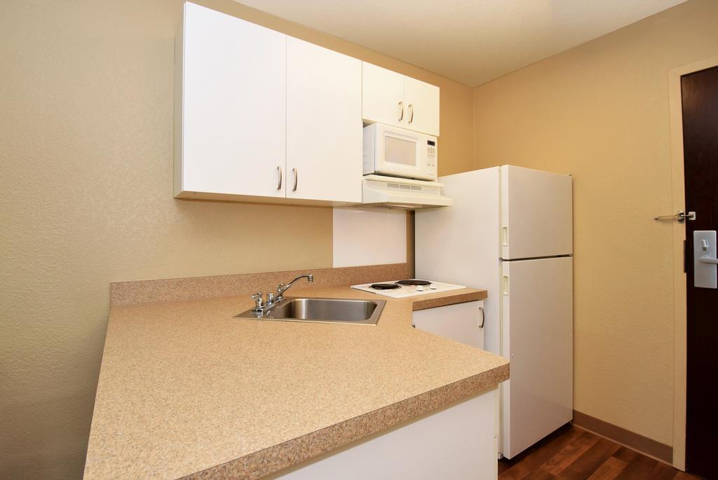 Extended Stay America Suites - Washington Dc Germantown Milestone Exteriör bild